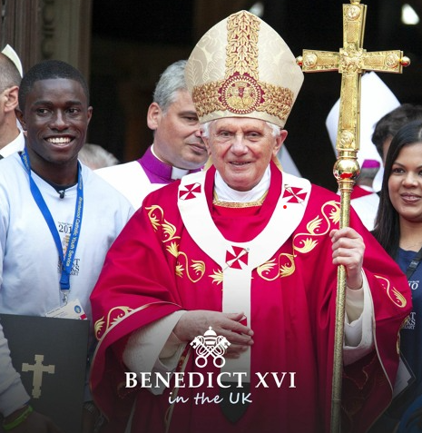 Paschal Uche of BCYS (now Fr Paschal) with Pope Benedict on the steps of Westminster Piazza