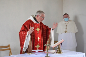 Abbot saying Mass