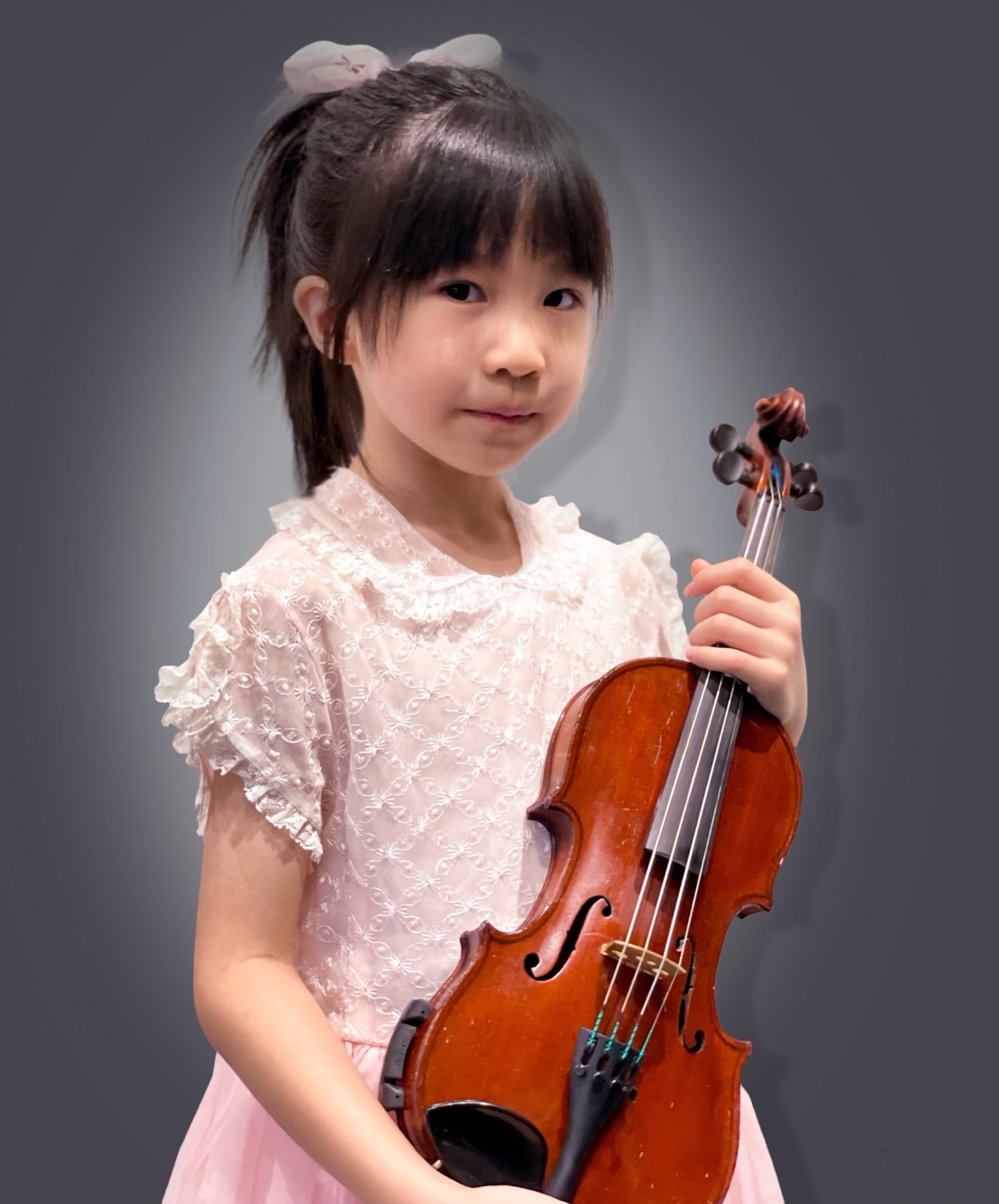 Girl with violin